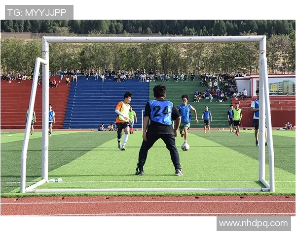 在绿茵场上舞动青春足球与舞蹈交织的梦想之旅